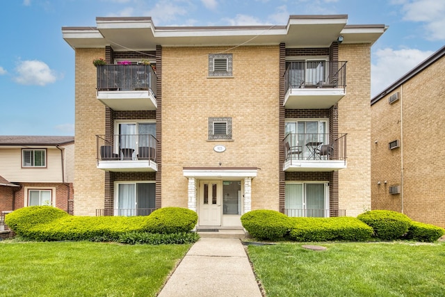 905 Graceland Ave Unit 12, Des Plaines, IL 60016 - view of apartment building / complex