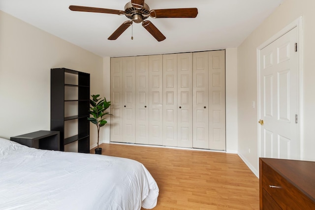 905 Graceland Ave Unit 12, Des Plaines, IL 60016 - bedroom featuring light wood-type flooring, baseboards, ceiling fan, and a closet