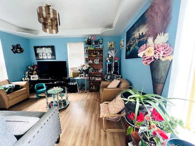 405 Oscar Ave, Joliet, IL 60433 - living area featuring wood finished floors