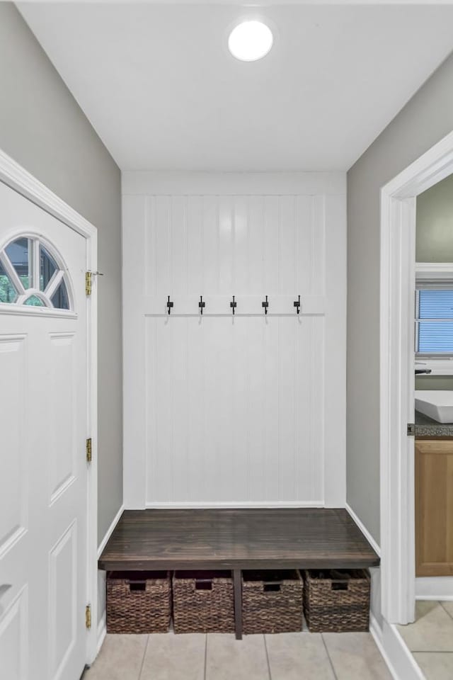 2S579 Partridge Rd, Batavia, IL 60510 - mudroom featuring light tile patterned floors and baseboards