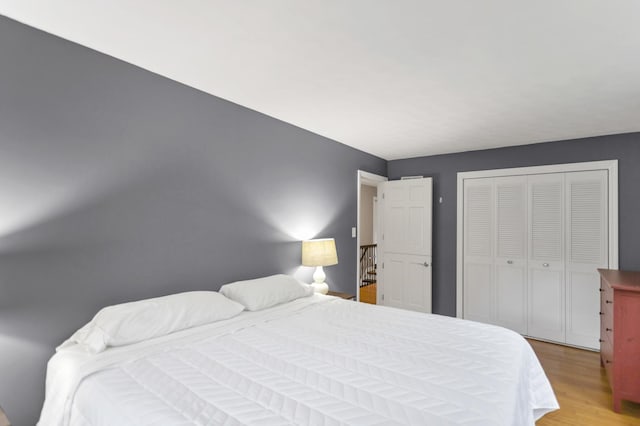2S579 Partridge Rd, Batavia, IL 60510 - bedroom with light wood-type flooring and a closet