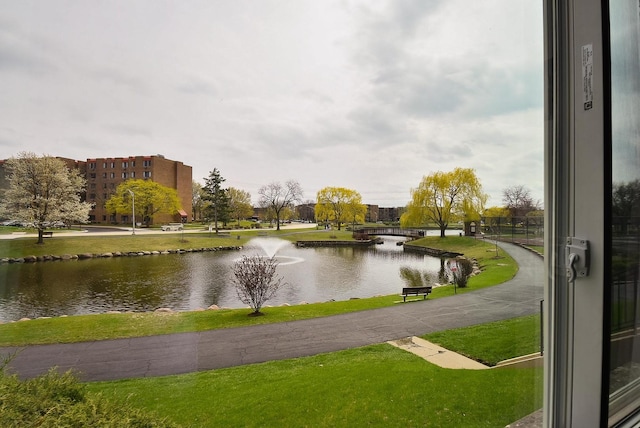 1103 S Hunt Club Dr Unit 127, Mount Prospect, IL 60056 - water view