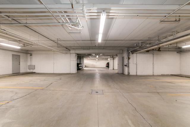 400 S NW Hwy Unit 309, Park Ridge, IL 60068 - view of parking garage