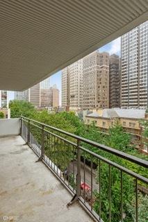 1430 N Astor St Unit 7A, Chicago, IL 60610 - balcony with a view of city