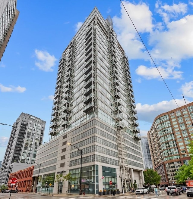 653 N Kingsbury St Unit 706, Chicago, IL 60654 - view of property