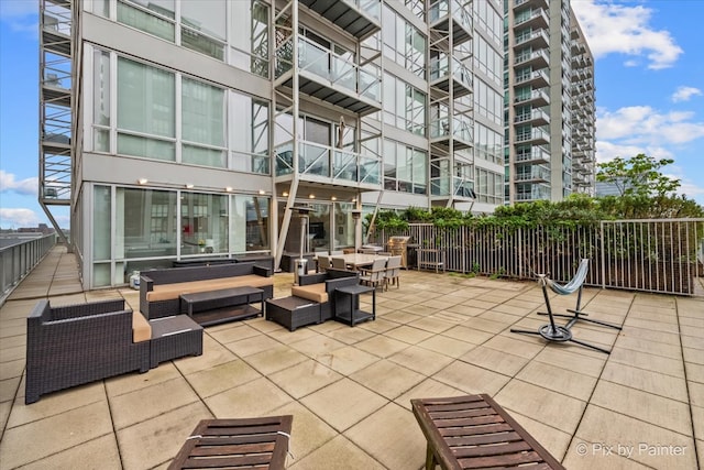 653 N Kingsbury St Unit 706, Chicago, IL 60654 - view of patio featuring an outdoor hangout area