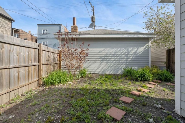 2534 W Haddon Ave, Chicago, IL 60622 - view of yard featuring fence