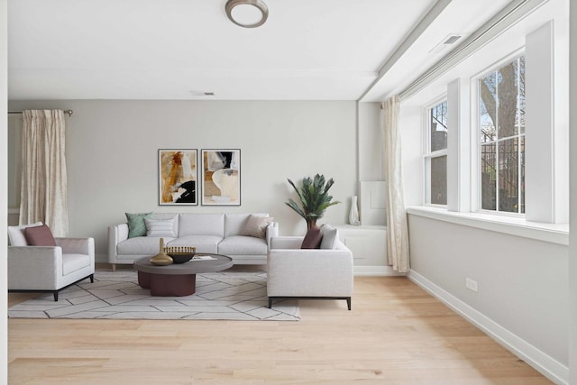 2534 W Haddon Ave, Chicago, IL 60622 - living room featuring light wood finished floors and baseboards