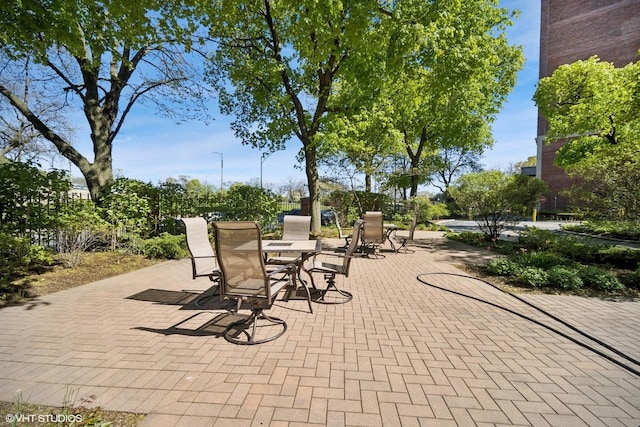 4300 N Marine Dr Unit 306, Chicago, IL 60613 - view of patio / terrace
