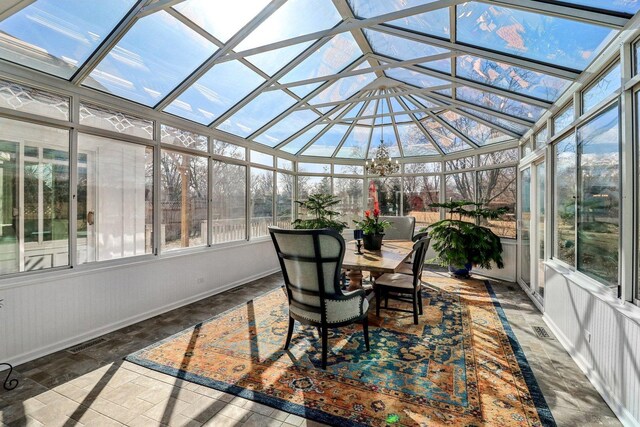 723 Beacon Dr, Lake Barrington, IL 60010 - sunroom / solarium with vaulted ceiling