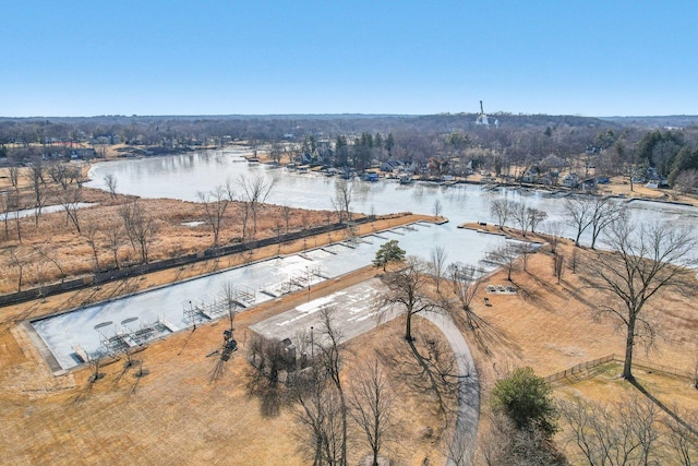 723 Beacon Dr, Lake Barrington, IL 60010 - water view