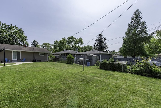 916 Wilson Ct, Zion, IL 60099 - view of yard featuring a patio