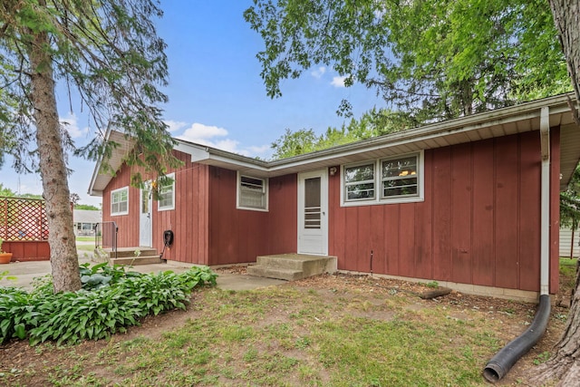 214 Hickory Ln, Momence, IL 60954 - view of front of property