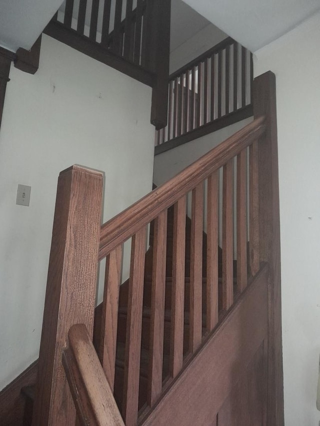 516 S Grant St, Earlville, IL 60518 - view of stairway