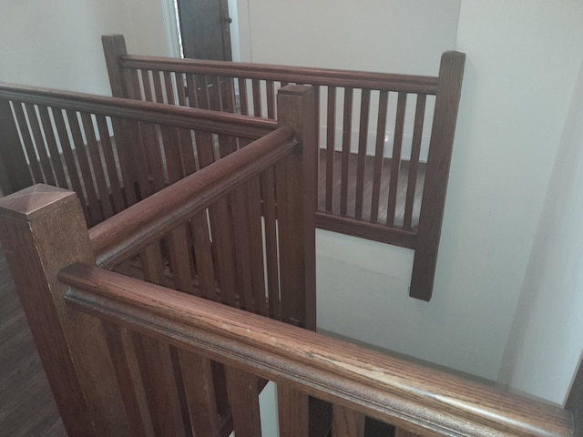 516 S Grant St, Earlville, IL 60518 - view of staircase