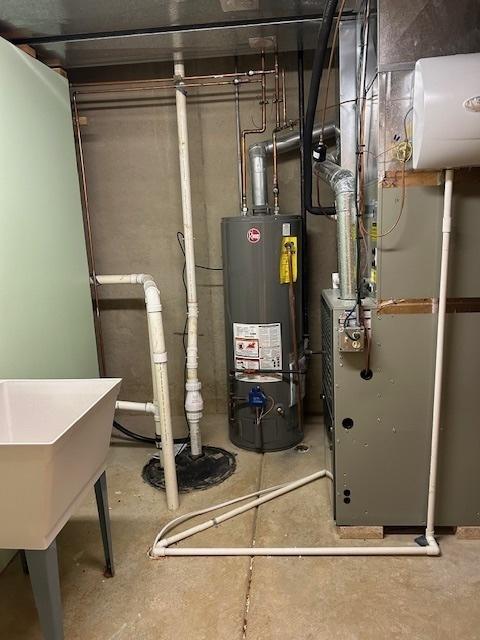 13804 Ironwood Dr, Plainfield, IL 60544 - utility room with gas water heater and heating unit