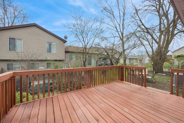 7 Woodmar Ct, Streamwood, IL 60107 - view of deck