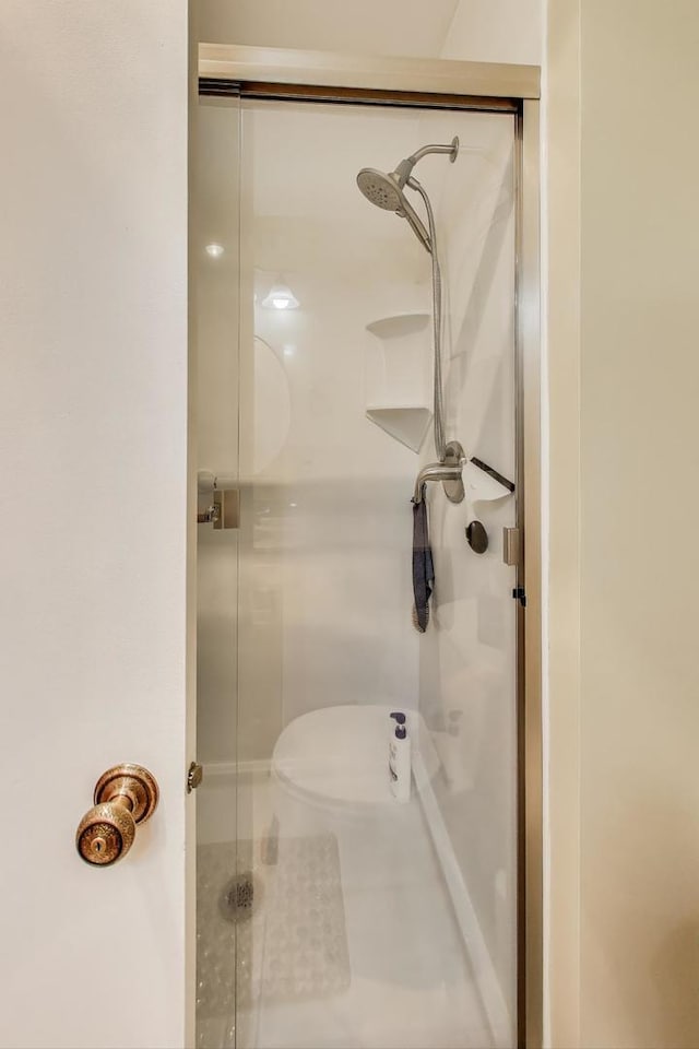609 Bryce Trl, Roselle, IL 60172 - bathroom with a stall shower