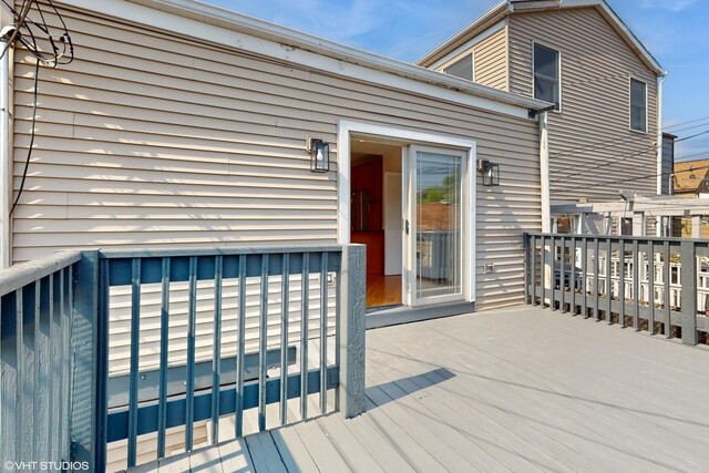 2636 W Grand Ave, Chicago, IL 60612 - view of wooden terrace
