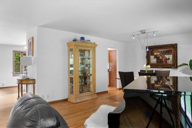 7417 N Hill Rd, Marengo, IL 60152 - living area featuring wood finished floors and baseboards