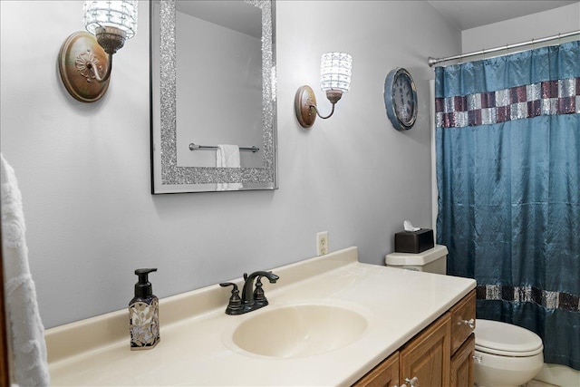 7417 N Hill Rd, Marengo, IL 60152 - bathroom featuring toilet, vanity, and a shower with shower curtain