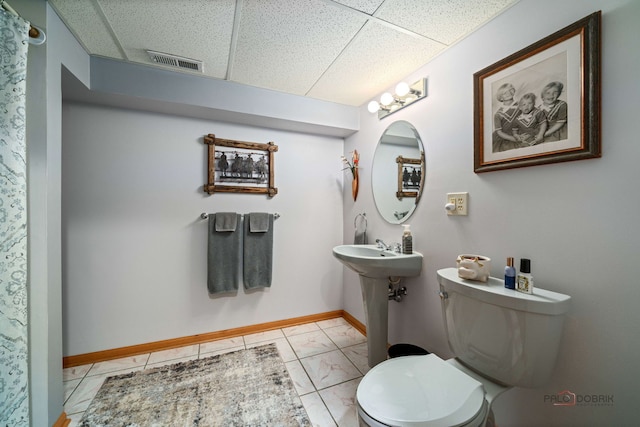 4308 Miller Oaks Dr, Mchenry, IL 60051 - full bath with a paneled ceiling, toilet, baseboards, and curtained shower