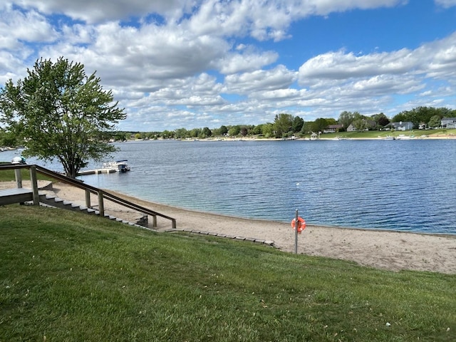 122 San Carlos Rd, Minooka, IL 60447 - water view