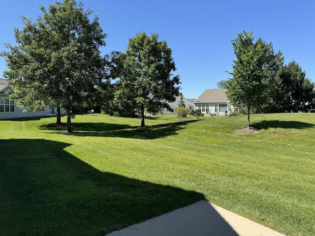 13370 Red Alder Ave, Huntley, IL 60142 - view of grassy yard