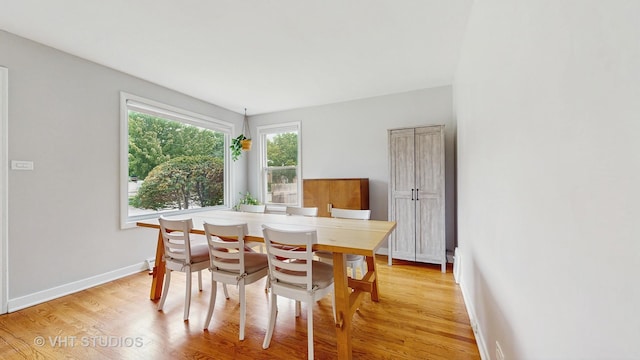 5304 N Oriole Ave, Chicago, IL 60656 - dining area with light wood-type flooring and baseboards