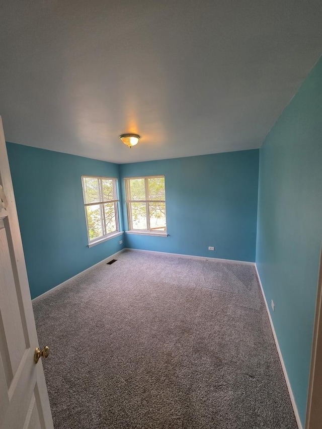 7943 Dada Dr, Gurnee, IL 60031 - carpeted spare room with baseboards