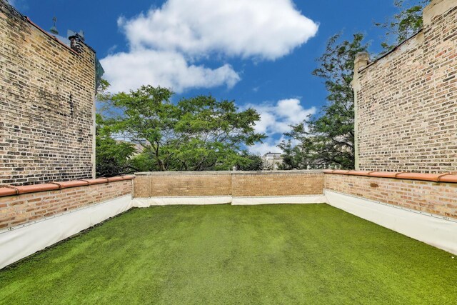847 N Damen Ave Unit 2R, Chicago, IL 60622 - view of yard