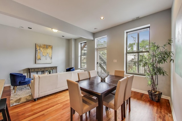 847 N Damen Ave Unit 2R, Chicago, IL 60622 - dining space with light wood finished floors and recessed lighting