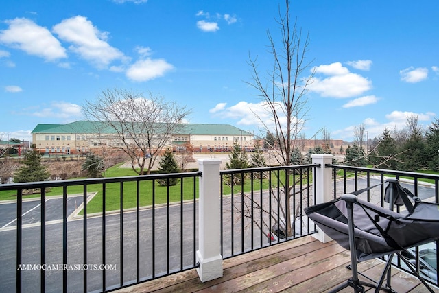 863 Lewisburg Ln, Aurora, IL 60504 - view of wooden terrace