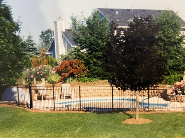 8720 Galleria Ct, Spring Grove, IL 60081 - view of yard