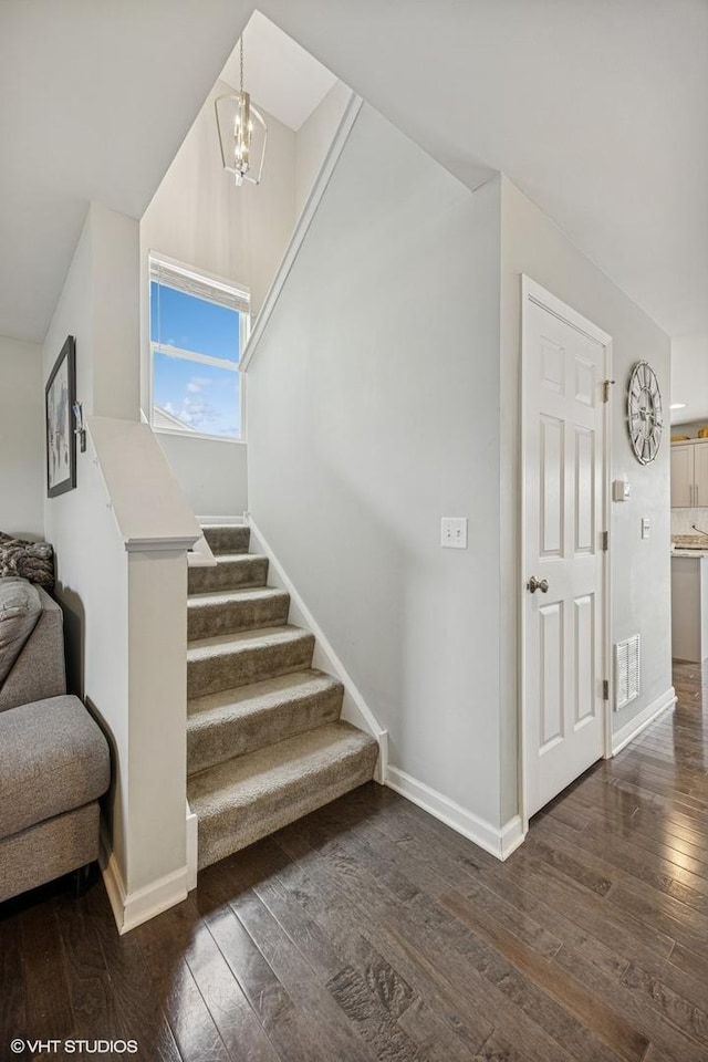 661 Olive Ln, Hampshire, IL 60140 - photo 2