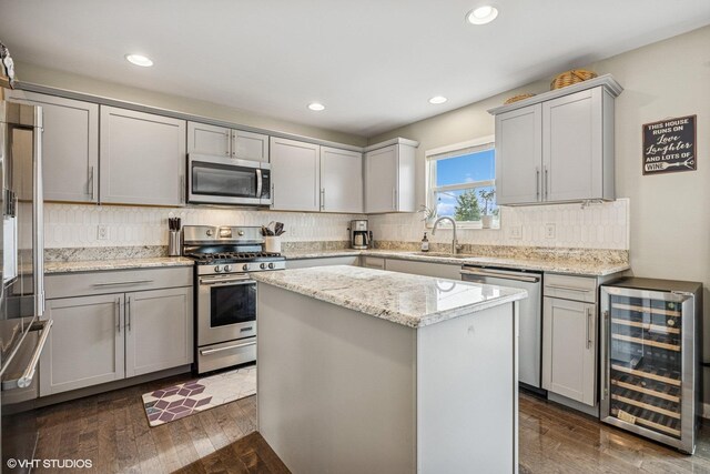 661 Olive Ln, Hampshire, IL 60140 - photo 4
