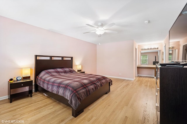 846 Dunhill Dr, Buffalo Grove, IL 60089 - bedroom featuring light wood-style floors, baseboards, and ceiling fan