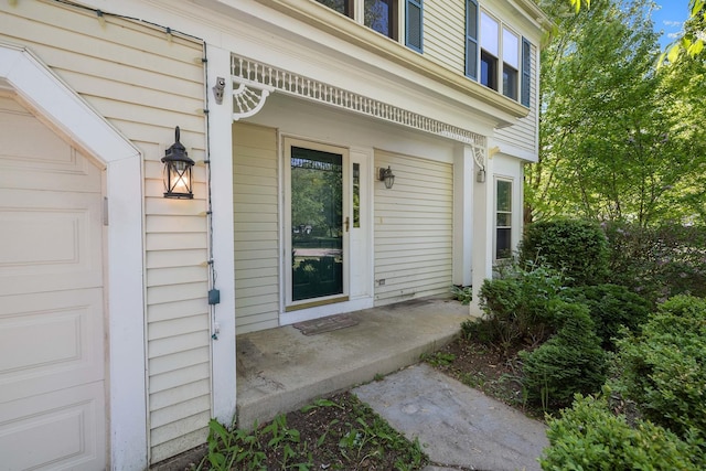 57 Huntcliff Ct, Fox River Grove, IL 60021 - view of exterior entry with covered porch