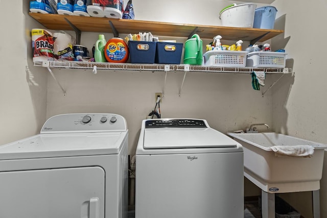 525 W Jackson St, Woodstock, IL 60098 - washroom featuring washer and dryer