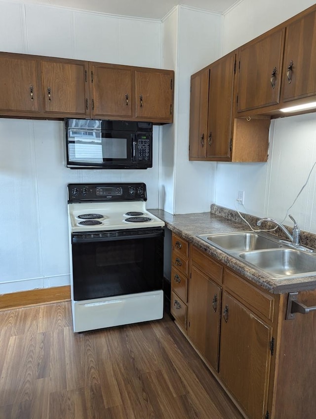 1043 W Lincoln Blvd, Freeport, IL 61032 - photo 4