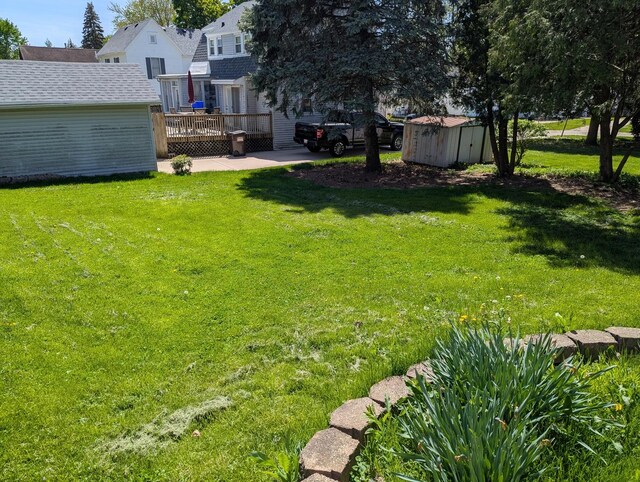 1043 W Lincoln Blvd, Freeport, IL 61032 - photo 8
