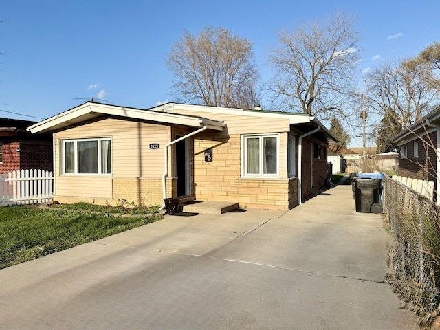 7825 S Pulaski Rd, Chicago, IL 60652 - view of front of property featuring concrete driveway
