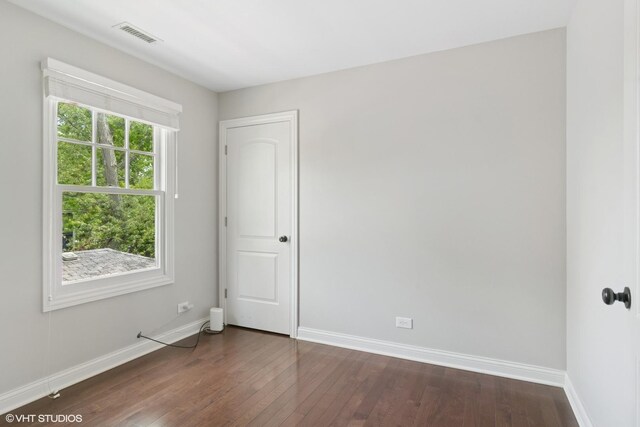 1361 Cavell Ave, Highland Park, IL 60035 - photo 21