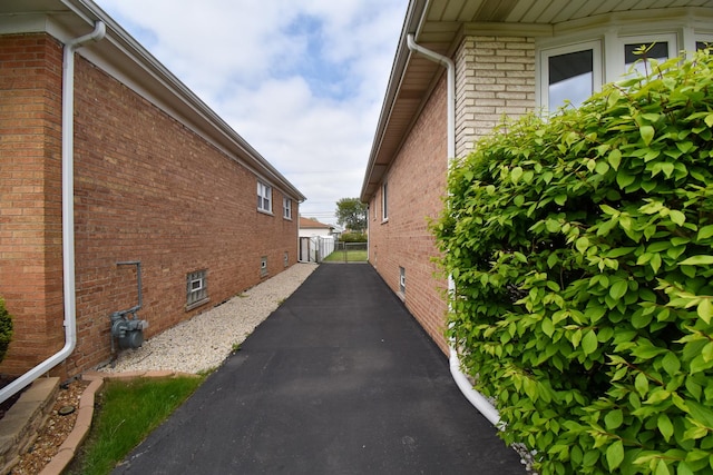 430 Marquette Ave, Calumet City, IL 60409 - view of side of property with brick siding