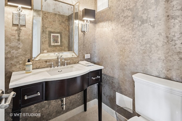 100 E Huron St Unit 4801, Chicago, IL 60611 - half bathroom featuring a sink