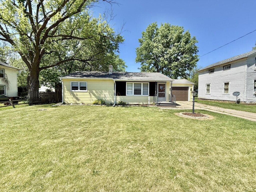 2390 New Milford Church Rd, Rockford, IL 61109 - photo 1