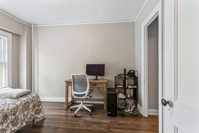 408 N Prairie St Unit 3, Champaign, IL 61820 - bedroom featuring wood finished floors, ornamental molding, and baseboards