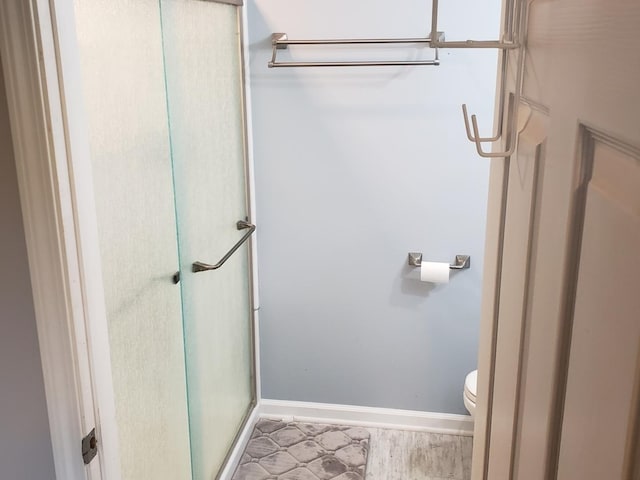 1020 Woodside Dr, Roselle, IL 60172 - bathroom with a shower stall and toilet