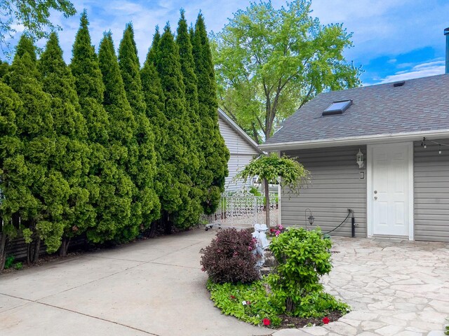 704 Springfield Dr, Roselle, IL 60172 - photo 5