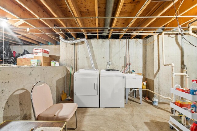 620 W 58th St, Westmont, IL 60559 - unfinished basement with washer and clothes dryer and a sink